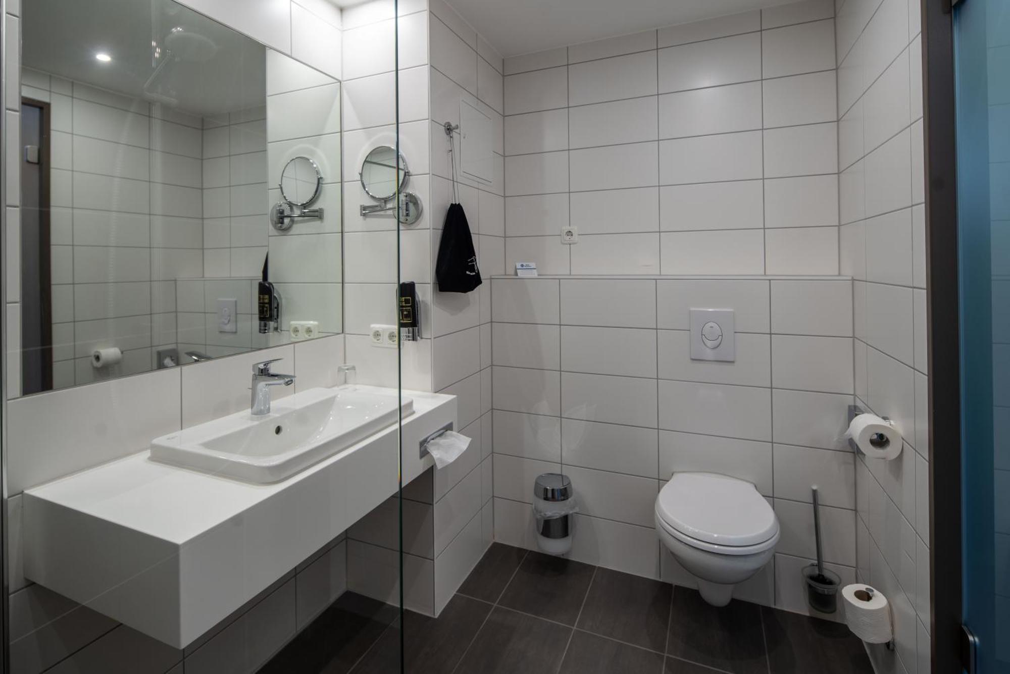 Hotel Schlossberg Wehingen Habitación foto